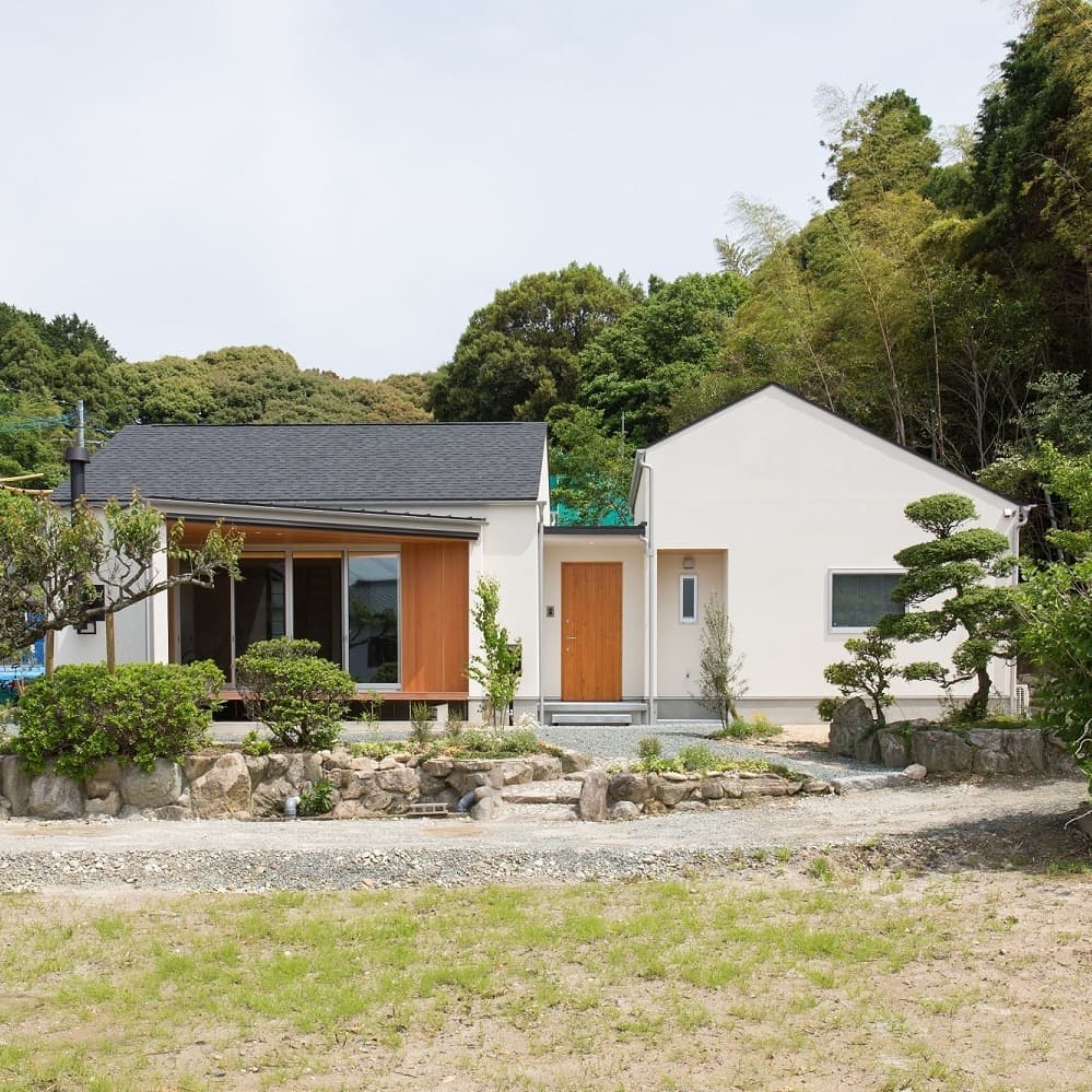 実のなる森の家